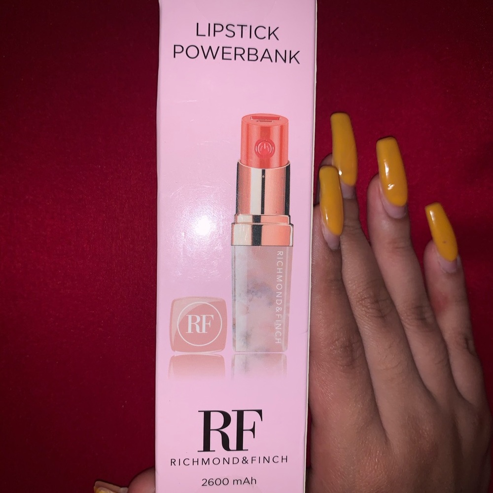 Richmond & Finch phone powerbank💄💋💖